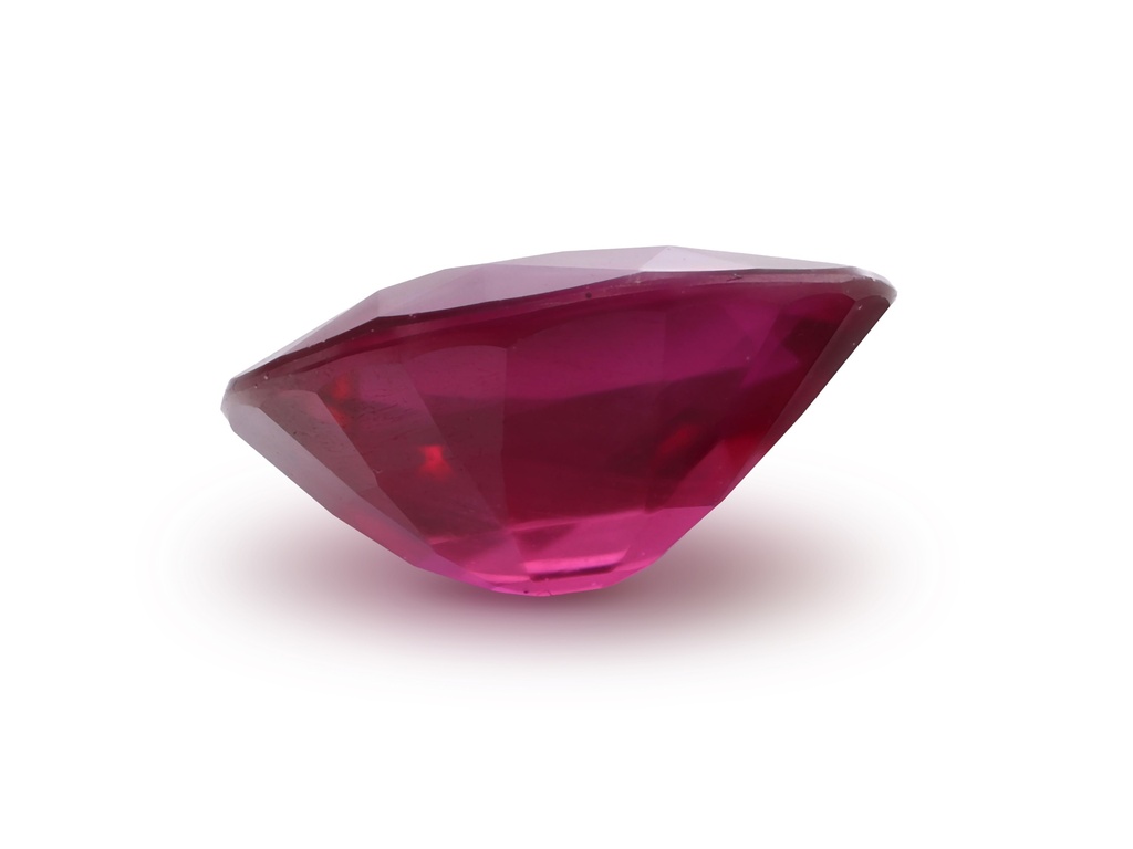Mozambique Ruby 6.93x5.82mm Oval