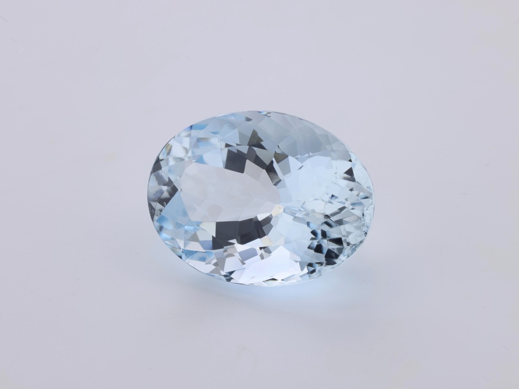 Aquamarine 14x10.2mm Oval Mid Blue