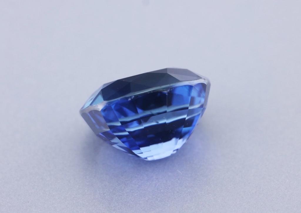 Ceylon Sapphire 8.7x6.8mm Cushion Blue