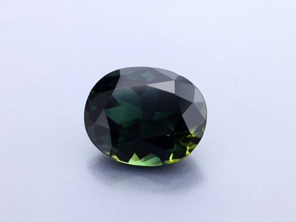 Parti Sapphire 11.2x9.1mm Oval