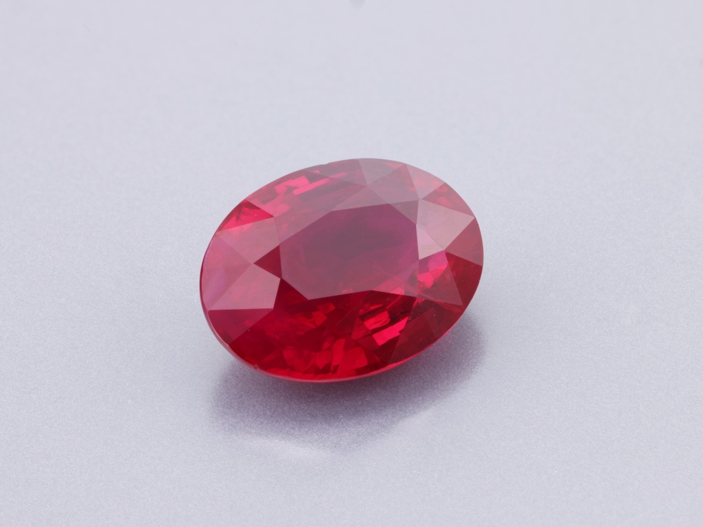 Burmese Ruby 9.53x7.28mm Oval