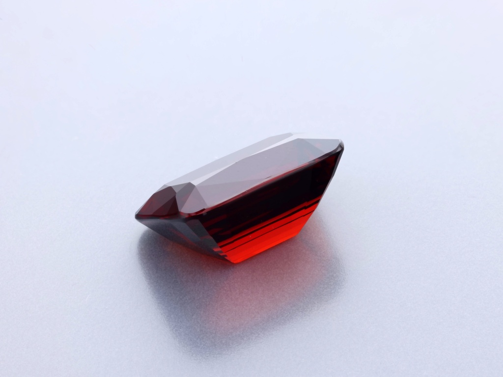 Spinel 10.4x7.9mm Cushion Red