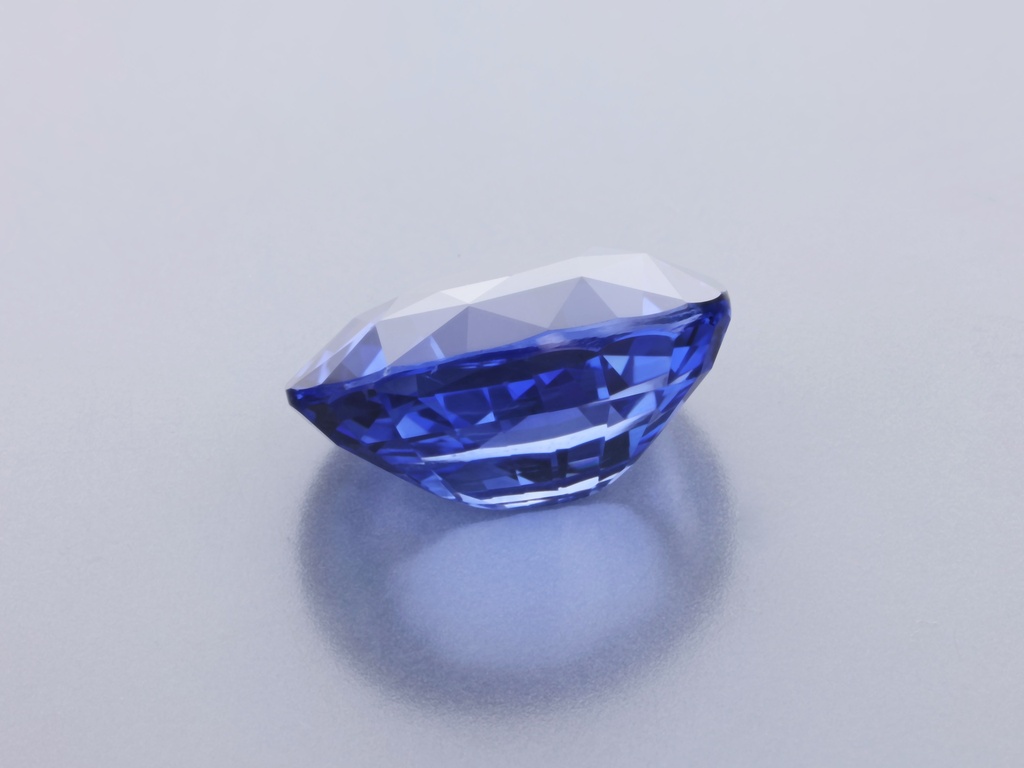 Ceylon Sapphire 11.2x9mm Oval Mid Blue