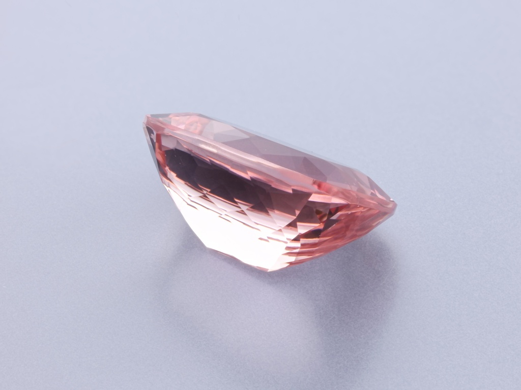 Morganite 15.2x11.9mm Cushion Pink