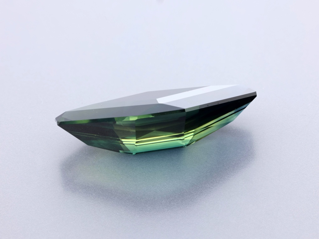 Unheated Australian Parti Sapphire 15.09x8mm Fancy