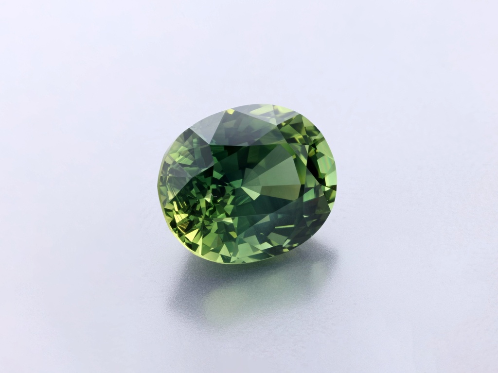 Parti Sapphire 8.51 x 7.18 x 5.92mm Oval