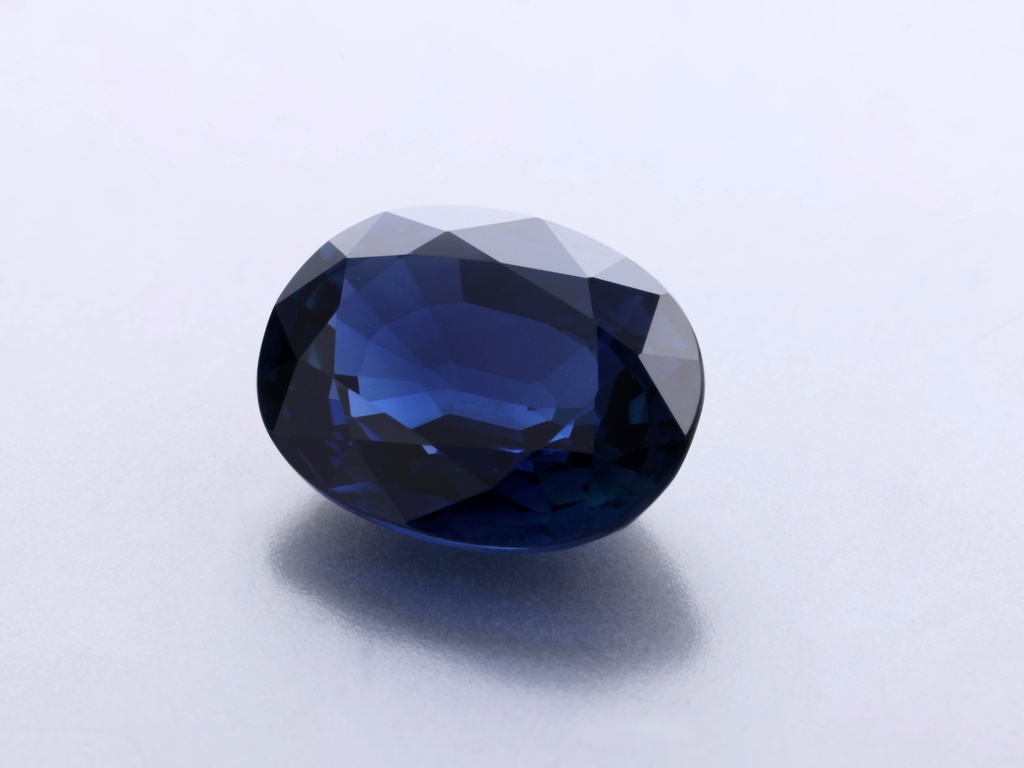 Sappphire 8.1x6.2mm Oval Royal Blue