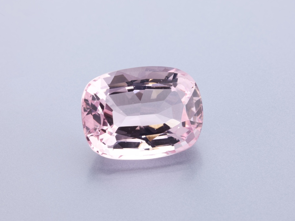 Morganite 13.9x10.6mm Cushion Pink