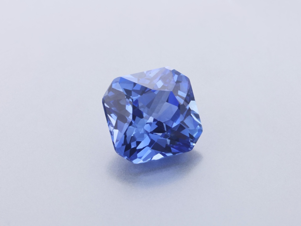 [SCOF0700X1] Ceylon Sapphire 7x6.85mm Fancy Radiant Cut Blue
