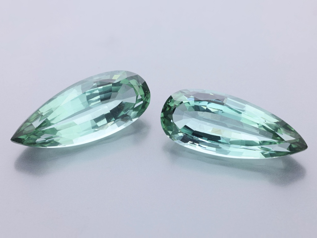 [UGPB1812X1] Green Tourmaline 17.8x7.4mm Pear Shape PAIR