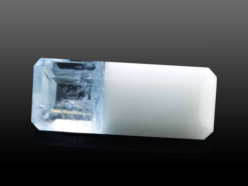 [BAOS3020X2] Alpine Aquamarine 28x11mm Emerald Cut