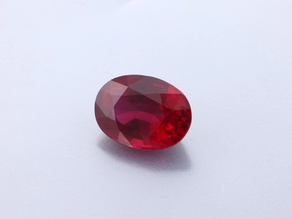 Mozambique Ruby 7x5mm Oval 