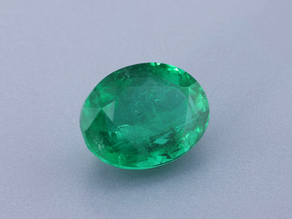 Emerald 12.70 x 9.80 x 5.65mm Oval