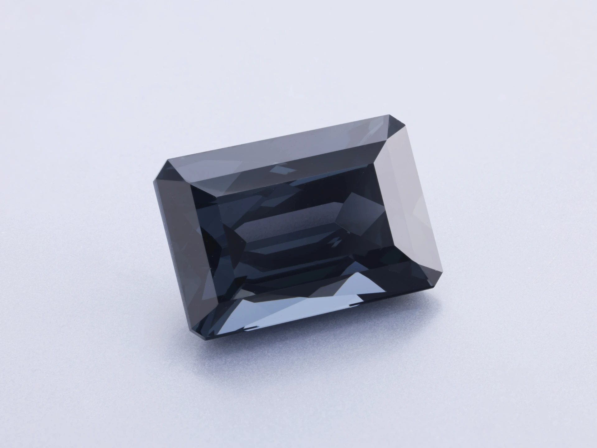 [LGOS1306X1] Spinel 13.1x9mm Emerald Cut Dark Grey Purple