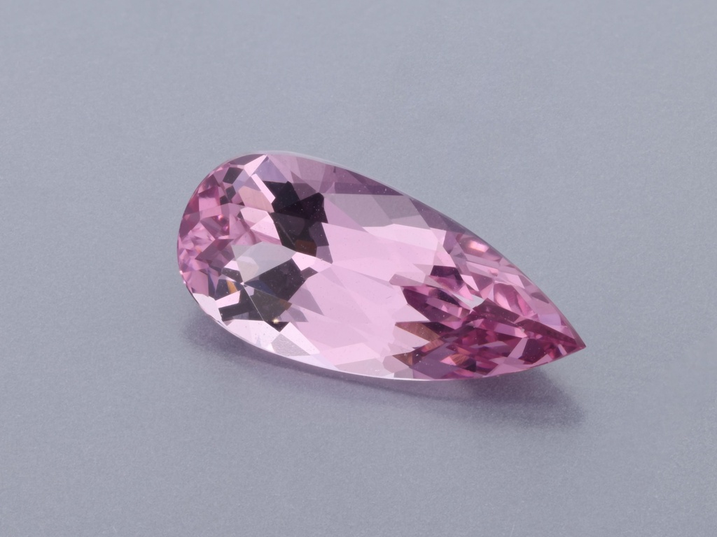 Spinel 10.68 x 5.02 x 3.38mm Pear Shape Pink