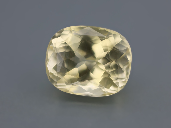 [SYAB0705X1] Yellow Sapphire 9.21x7.51mm Cushion Light UNHEATED