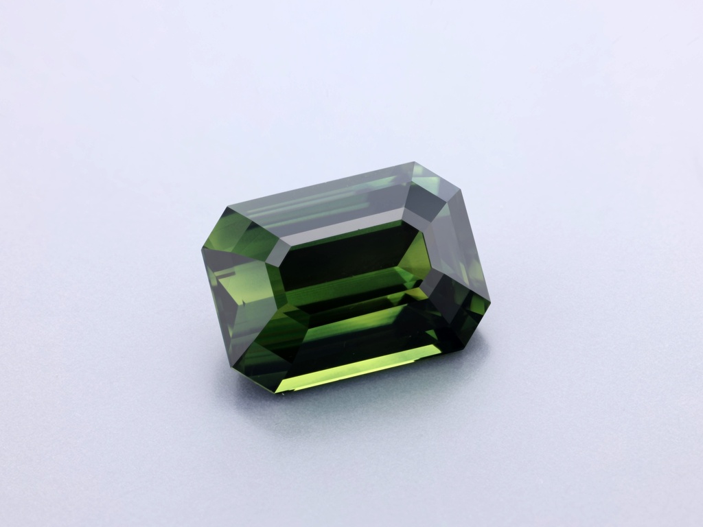 Sapphire 10.96x7.94mm Emerald Cut Green