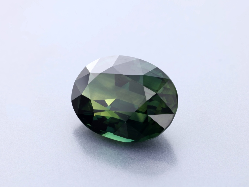 Parti Sapphire 8.13 x 6.15 x 4.18mm Oval