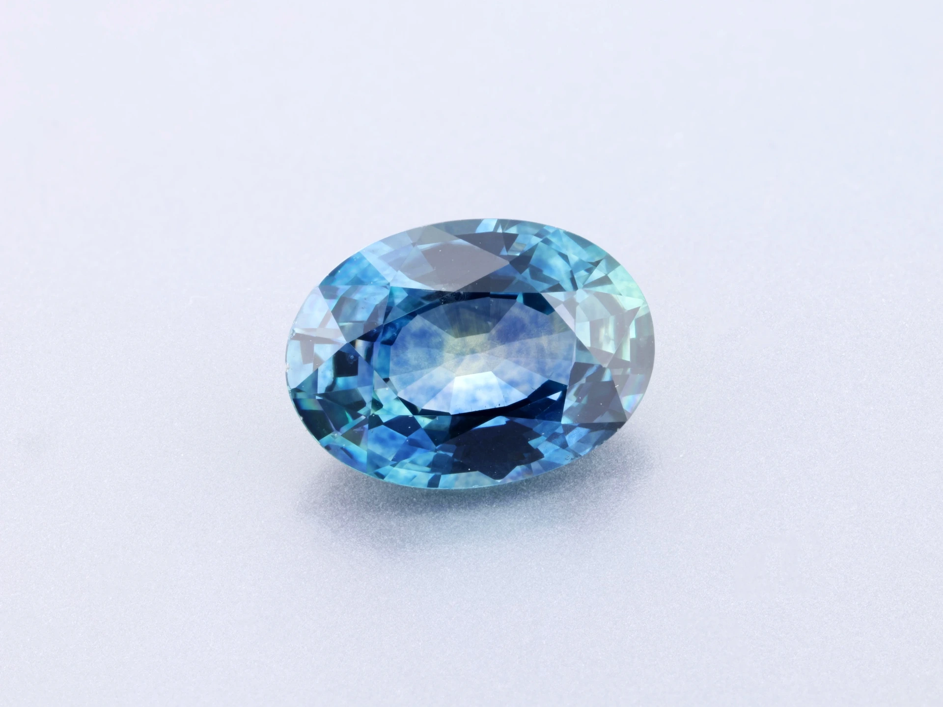 Montana Sapphire 7.12 x 5.13 x 3.29mm Oval Teal