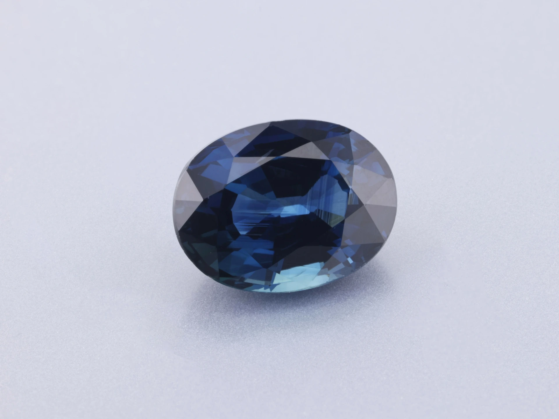 Sapphire 8.00 x 6.00 x 4.21 mm Oval Nigeria
