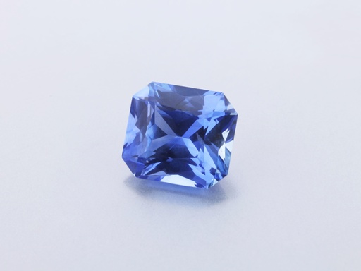 [SCON0706X1] Ceylon Sapphire 7.10 x 6.35 x 4.21mm Radiant Cut Mid Blue
